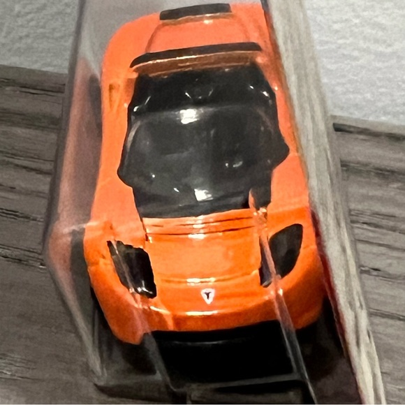 Hot Wheels - ‘Tesla Roadster’ - (Then and Now) - Picture 2 of 7